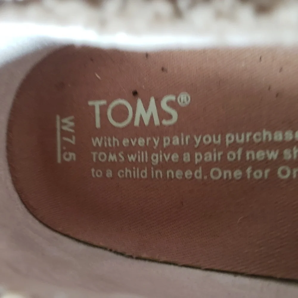 TOMS Sneakers Womens 7.5 Pink Sherpa Leather Sunset Faux Shearling Slip On Shoes